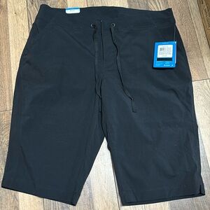 Columbia Women’s Anytime Outdoor Long Short size 12